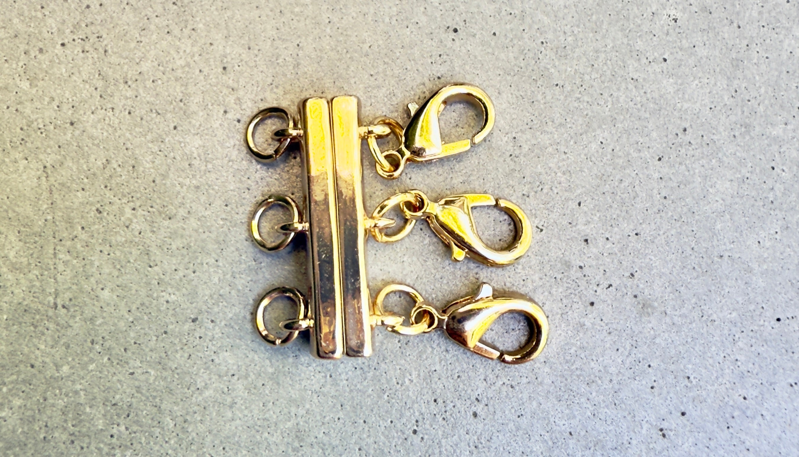 Necklace Connector - LOY