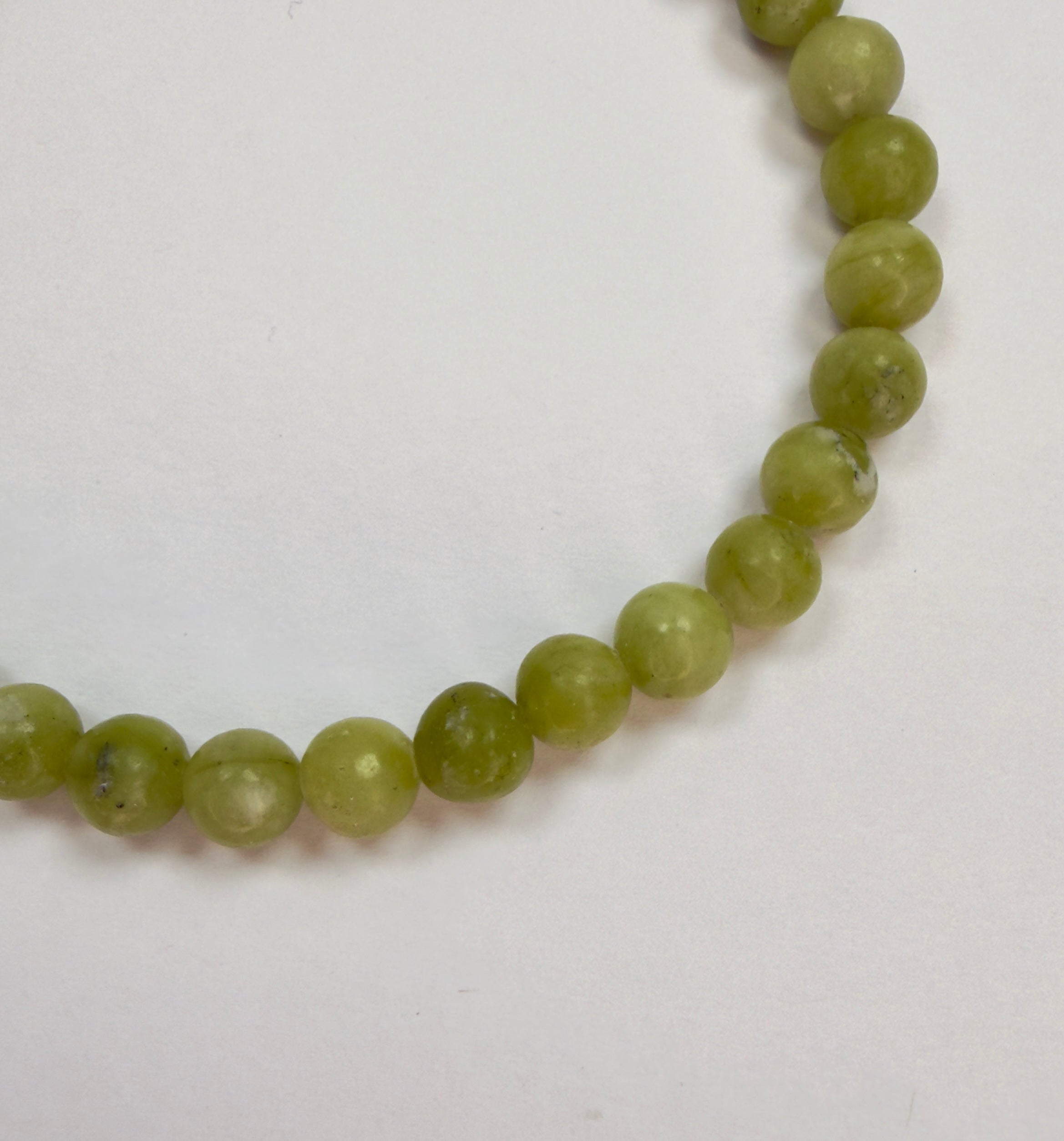 The Joey - Light Green Serpentine Beaded Bracelet